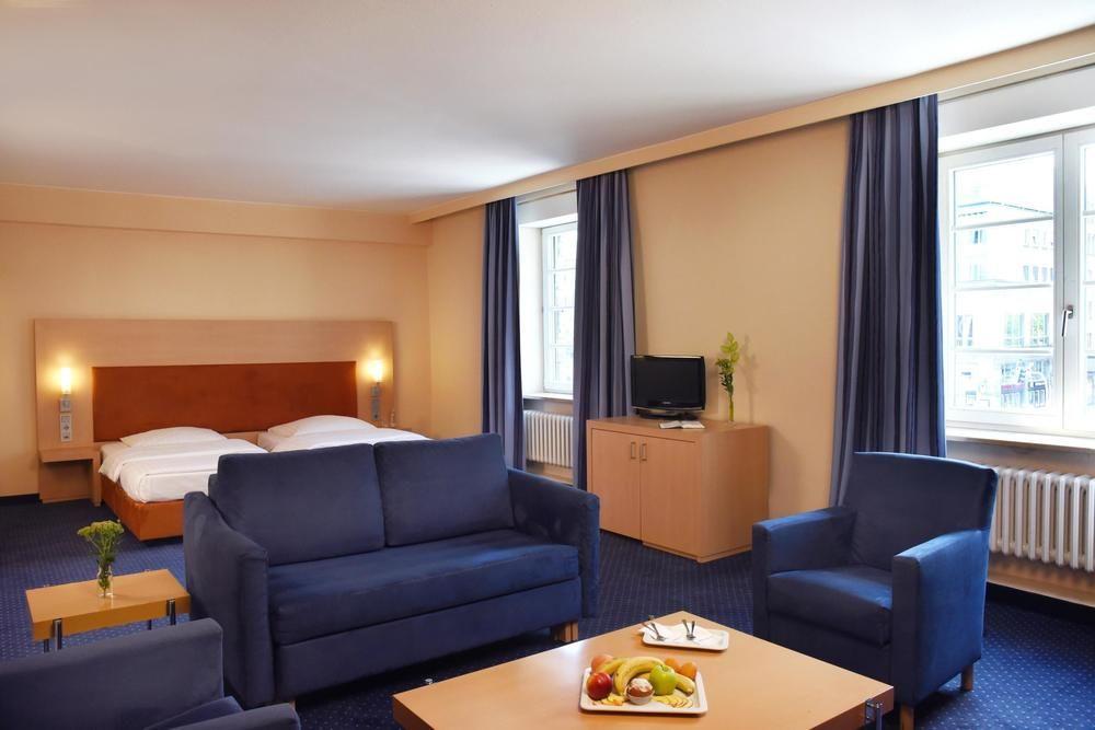 Intercityhotel สตุตการ์ต ภายนอก รูปภาพ